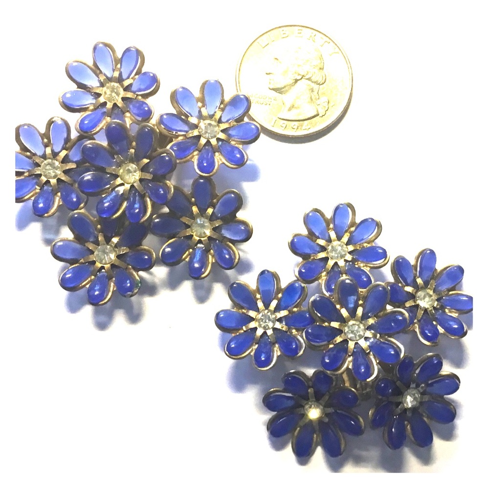 Spring Flower Vintage 1930’s Earrings Movie Set